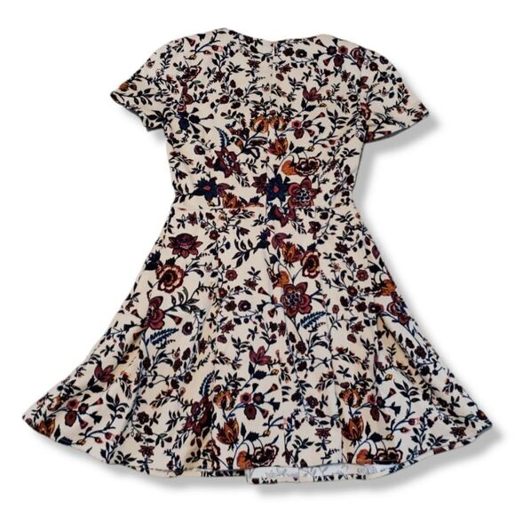 Topshop Dress Size 4 Flowers Floral Fit And Flare Pleated Beautiful Colorful - Picture 2 of 5